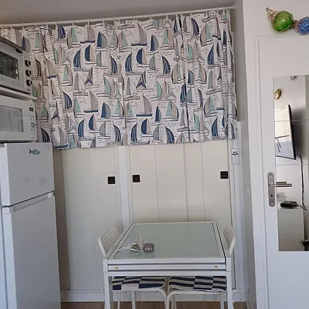 Le Nid Des Hirondelles Apartman